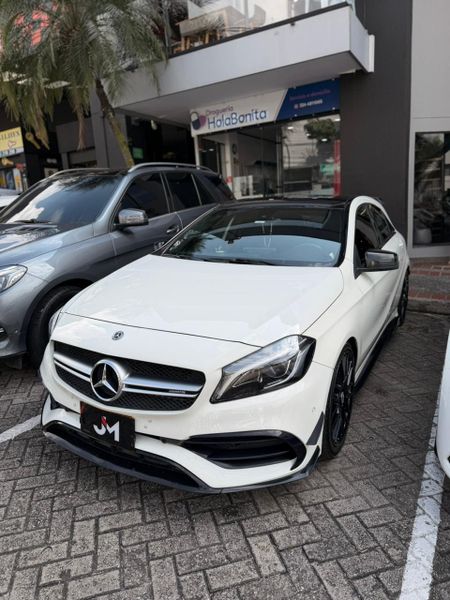 Mercedes Benz A45 AMG  4 Matic 2018 - imagen secundaria 1