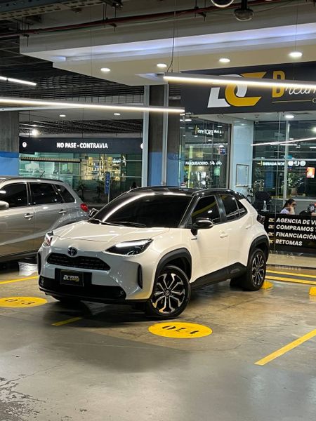 TOYOTA YARIS CROSS HEV XLS HYBRID 2024