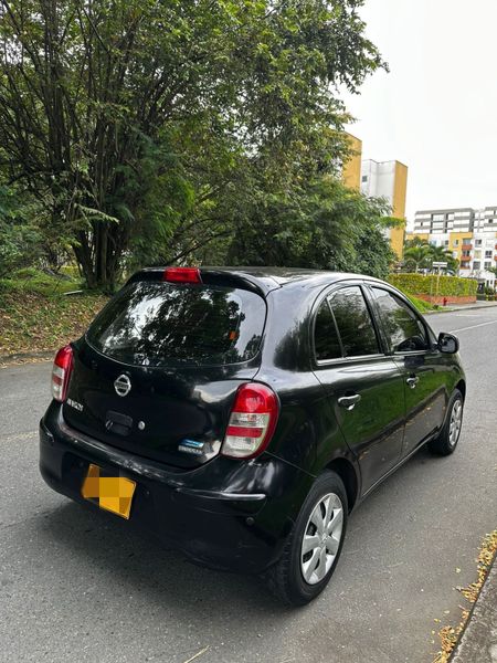 Nissan March - imagen secundaria 2