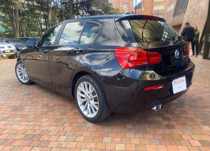 BMW Serie 1 2.0 120i Comfort - imagen secundaria 2