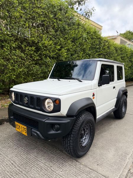 Suzuki Jimny 2023 4x4 All grip - imagen secundaria 1