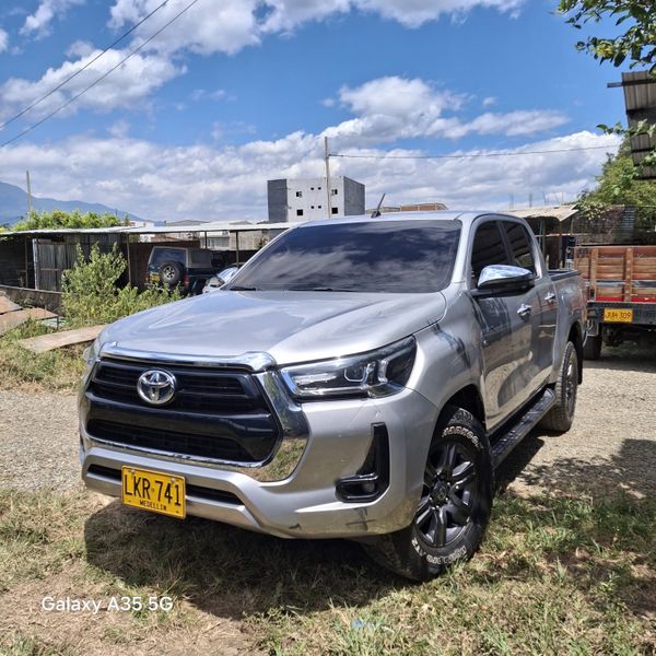 Toyota Hilux SRX 2022