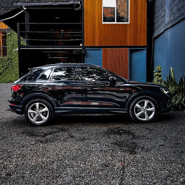 Audi Q3 TFSI Ambition 2021 - imagen secundaria 1