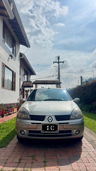 Renault clio dynamic 2010 - imagen secundaria 1
