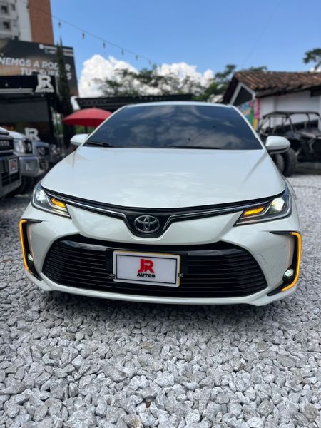 TOYOTA COROLLA SEDÁN 2020 - imagen secundaria 1
