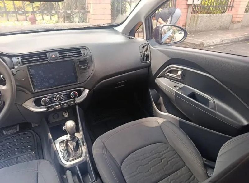 Kia Rio 2014 - imagen secundaria 2