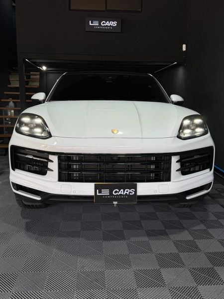 Porsche Cayenne E-Hybrid 2024 - imagen secundaria 1