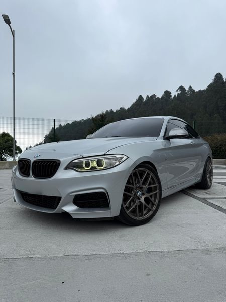 BMW m235i