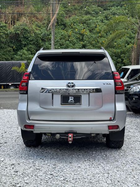 TOYOTA PRADO VXL 2021 - imagen secundaria 1