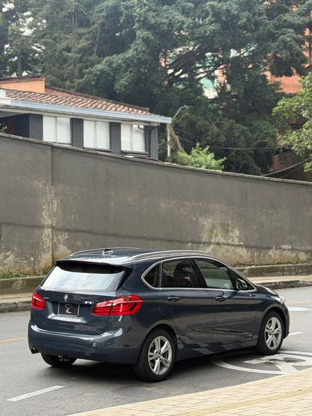 BMW 218i Active tourer 1.5cc turbo - imagen secundaria 1