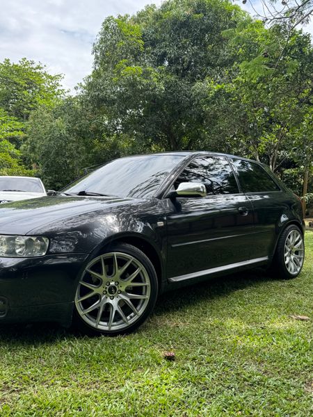 Audi S3 8L - imagen secundaria 1