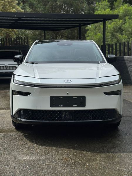 TOYOTA BZ3X - imagen secundaria 2