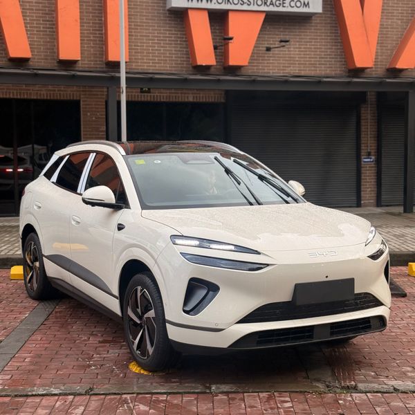 BYD SEALION 6 2025 100 eléctrica - 0 kilómetros y lista para matricular