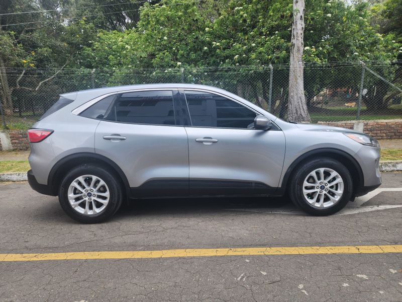 Ford Escape SE HEV - hibrida