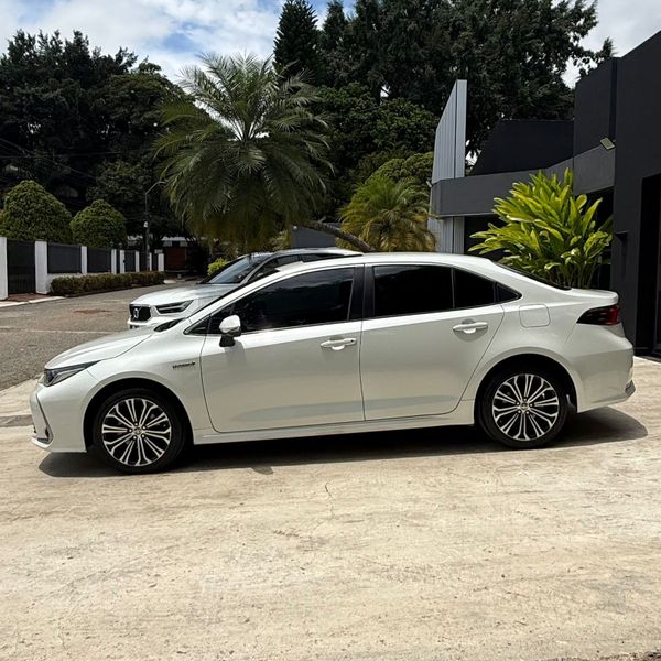 Toyota Corolla - 2020 - imagen secundaria 1