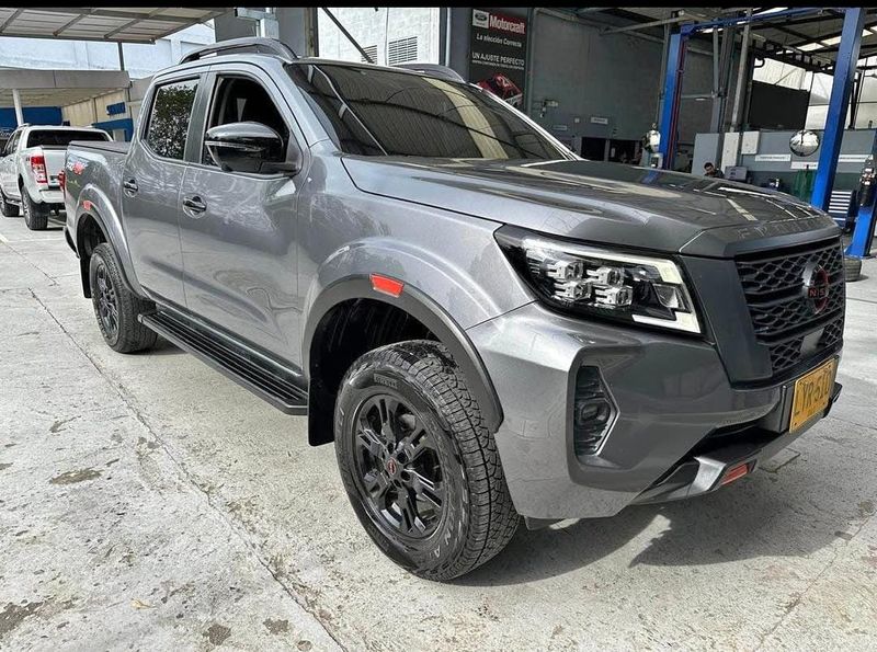 Nissan Frontier np300 Pro 4X 2024
