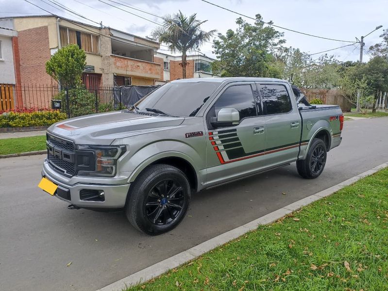 Ford F-150 Lariat Sport 2020