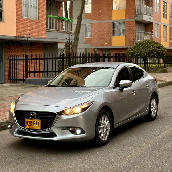 Mazda 3 Touring