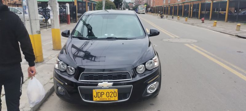Chevrolet Sonic LT Automático modelo 2016