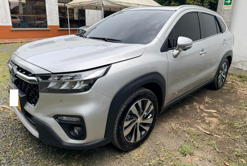 Suzuki S-cross 4x4 Automatico - 2024 -18500km
