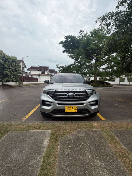 Ford Explorer XLT 2.3 cc