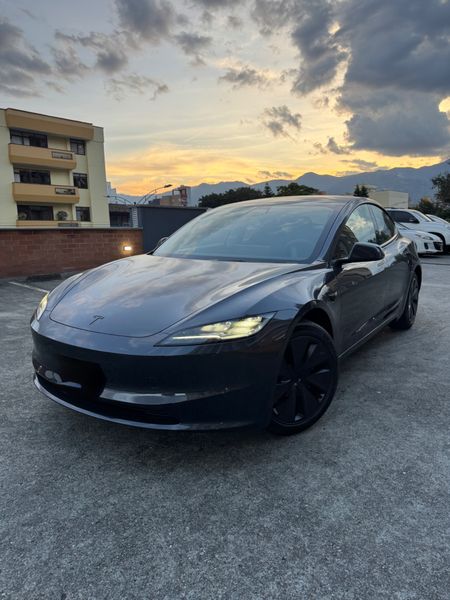 TESLA MODEL 3 PARA ESTRENAR