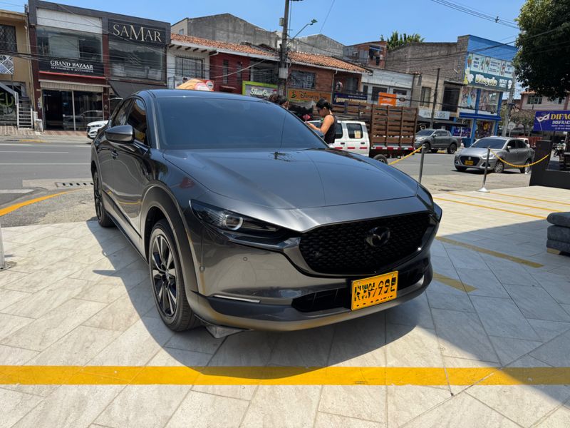 Mazda cx30 touring híbrida 2025