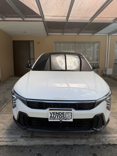 KIA K4 GT LINE 2025 4.700KM ÚNICO DUENO