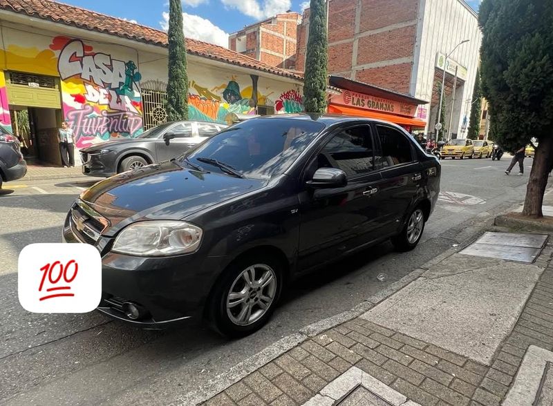 Chevrolet Aveo Sedan 2012