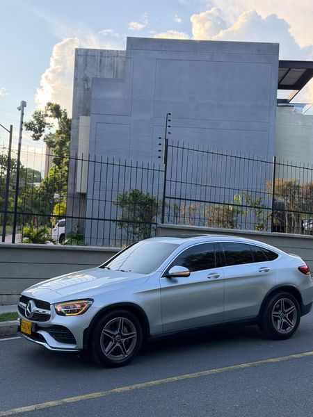 MERCEDES BENZ GLC 300 4MATIC - imagen secundaria 1