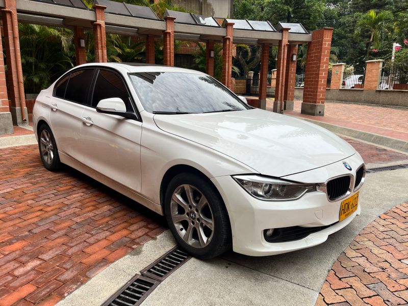 BMW 320i