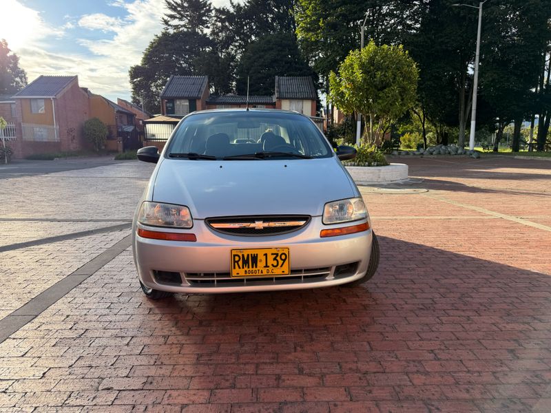 Chevrolet Aveo Family - imagen secundaria 2
