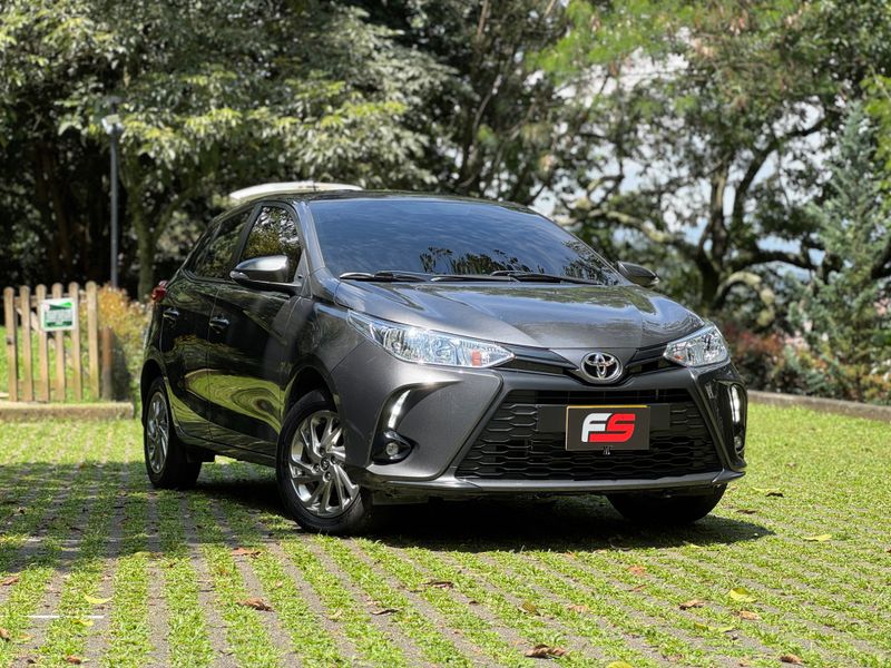 TOYOTA YARIS XS HATCH BACK 2023 - imagen secundaria 2