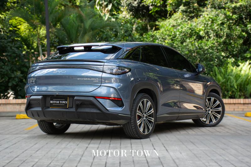 BYD Sealion 7 AWD 4x4 2026 - imagen secundaria 2