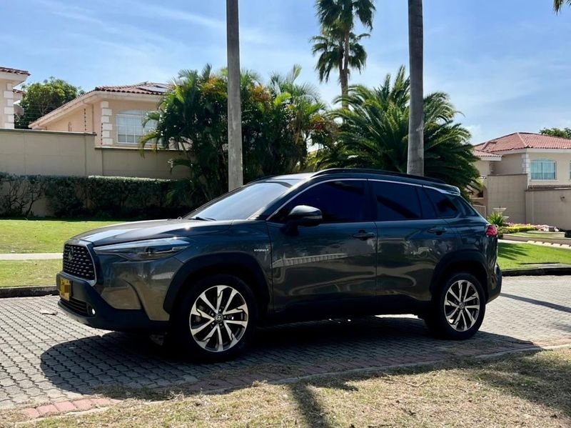 Toyota Corolla Cross Híbrida  2023 - imagen secundaria 1