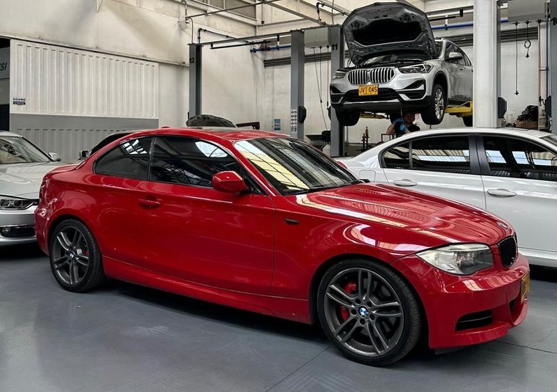 BMW 135i E82 2012 - imagen secundaria 1