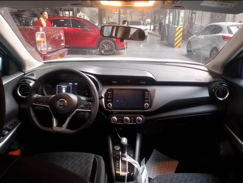 Nissan Kicks Advance 2022 - imagen secundaria 1