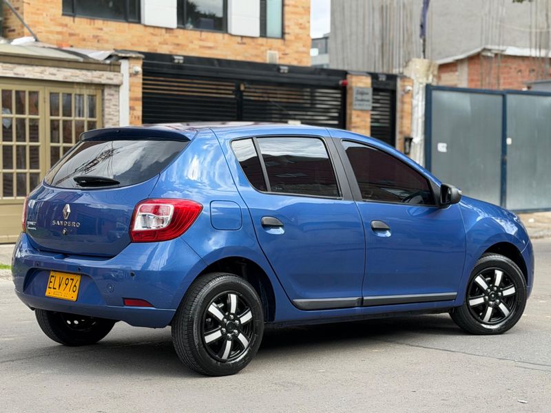 Renault Sandero 2019 Expression - imagen secundaria 2