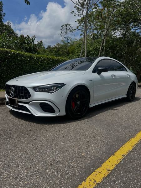 Mercedes Benz CLA 45S AMG 2023 - imagen secundaria 1