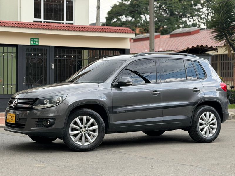 Volkswagen Tiguan 2.0 TSI 2016 - imagen secundaria 1