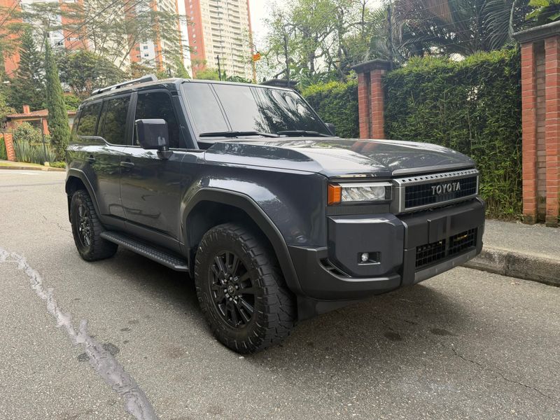 Toyota Land Cruiser Prado TXL 250 2.8 Diesel 2025 - imagen secundaria 2