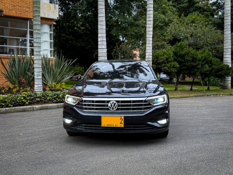 Volkswagen Jetta 1.4 Tsi Sportline - imagen secundaria 1