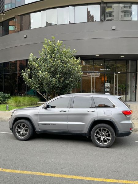 Jeep Grand Cherokee Limited 3.6cc - imagen secundaria 1