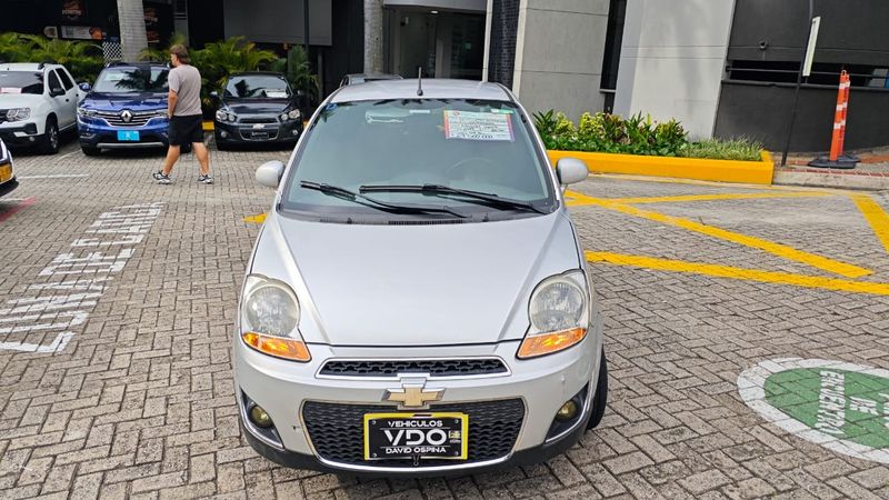 Chevrolet Spark 2019 - imagen secundaria 2