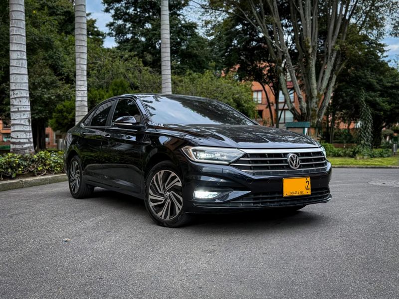 Volkswagen Jetta 1.4 Tsi Sportline - imagen secundaria 2