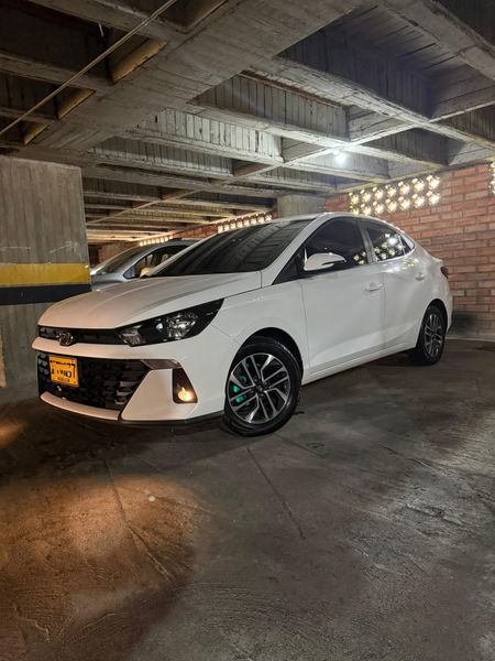 HYUNDAI Accent HB20S SEDÁN 1.6 AT