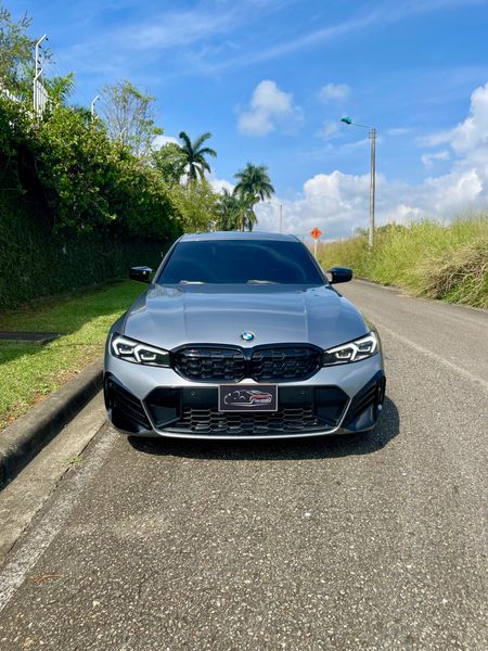 BMW M340i - imagen secundaria 1