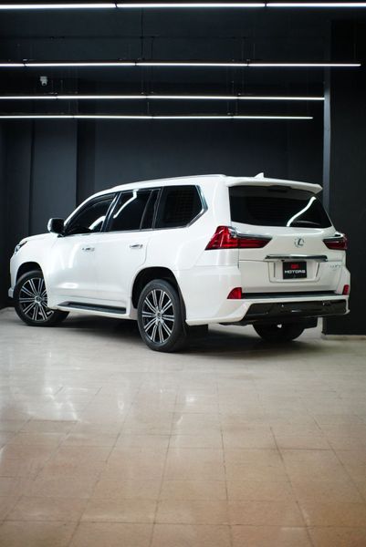 LEXUS LX 570 4WD BLINDADA 2  2019 - imagen secundaria 1