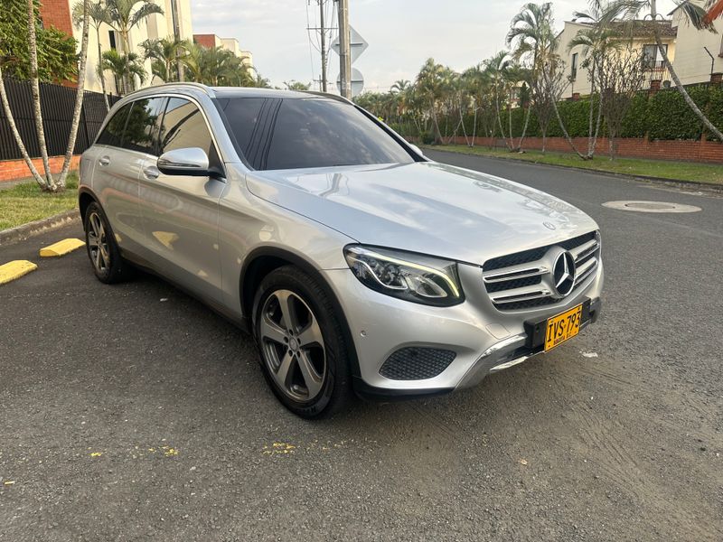 MERCEDES BENZ GLC 220D 4MATIC DIESEL - imagen secundaria 1