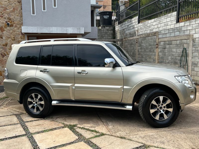 Mitsubishi Montero gls 2011 4x4 automática - imagen secundaria 1